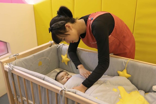 0-3岁婴幼儿托育机构-日托早教中心-非凡保姆婴幼学苑